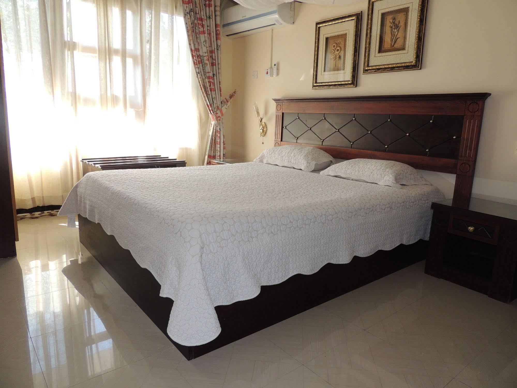 New Dodoma Hotel Eksteriør bilde