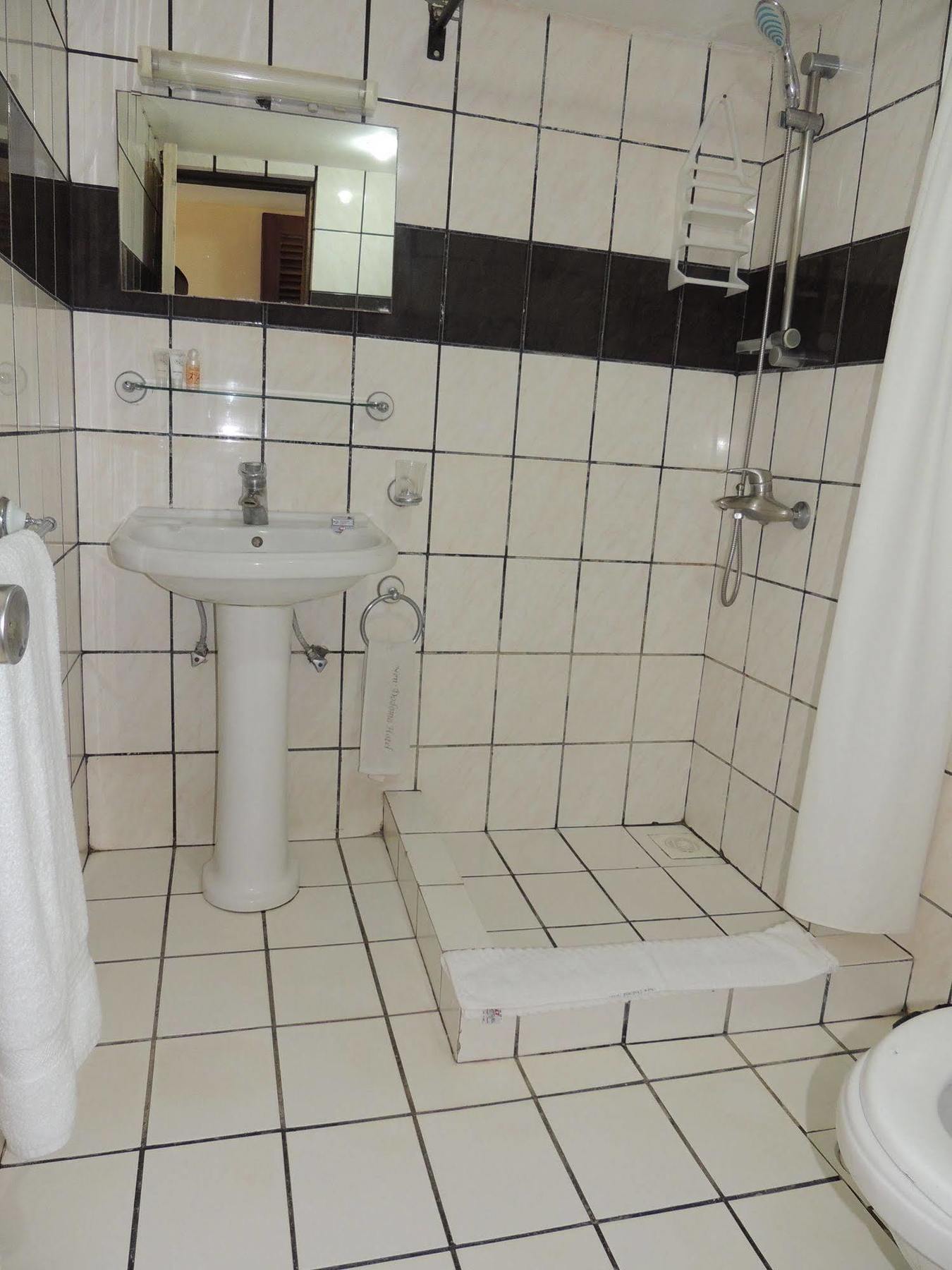 New Dodoma Hotel Eksteriør bilde