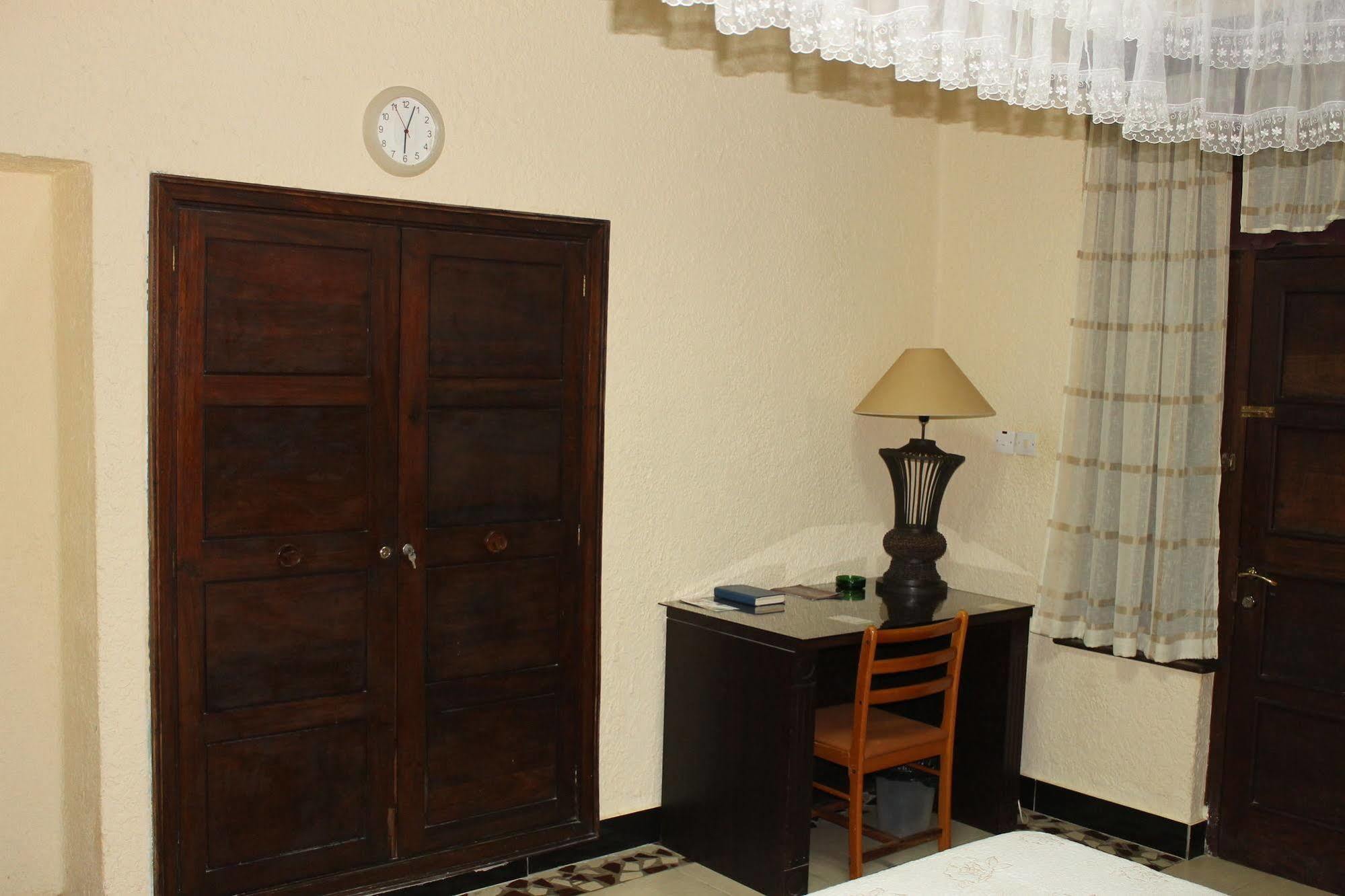 New Dodoma Hotel Eksteriør bilde