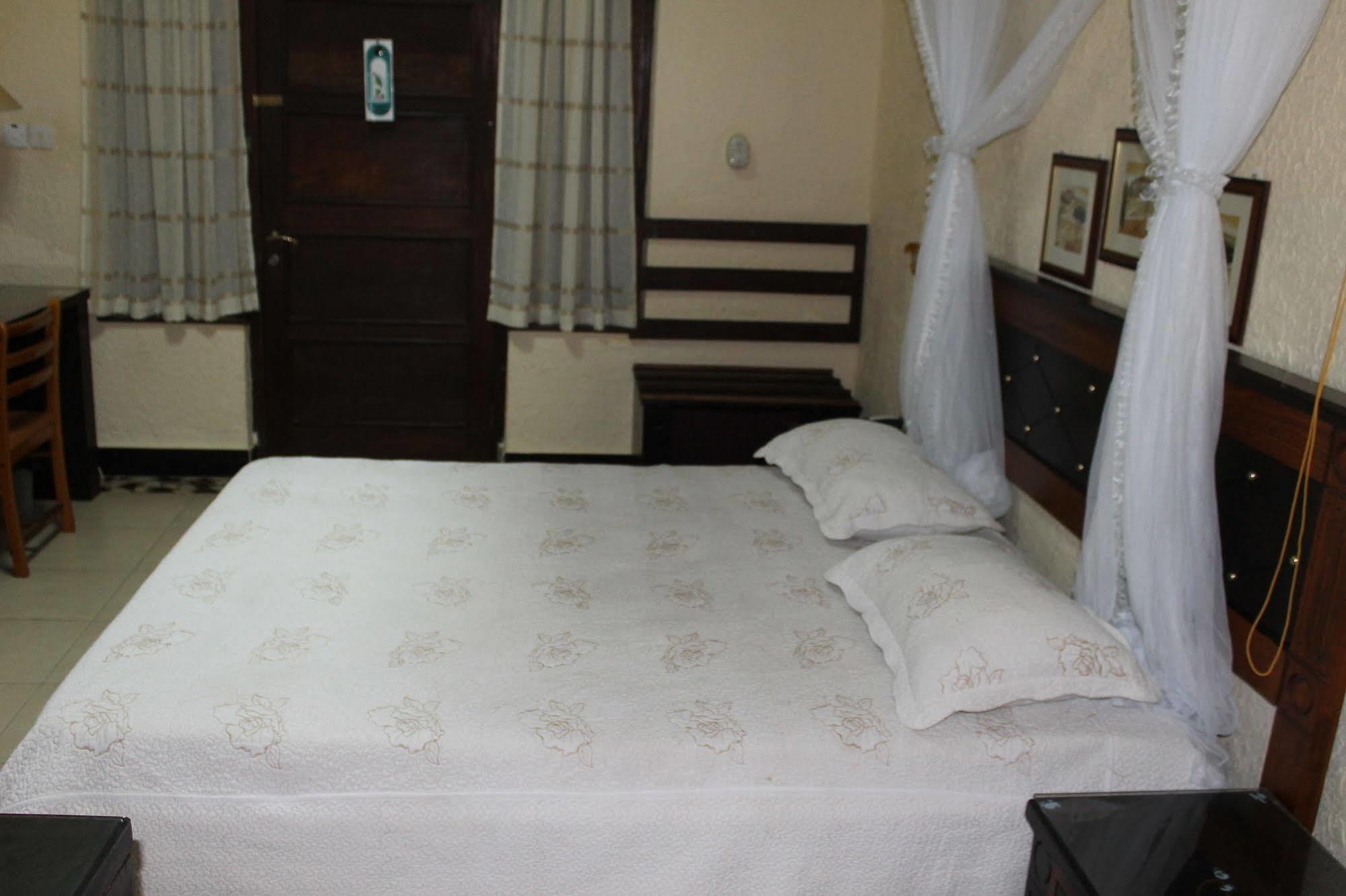 New Dodoma Hotel Eksteriør bilde